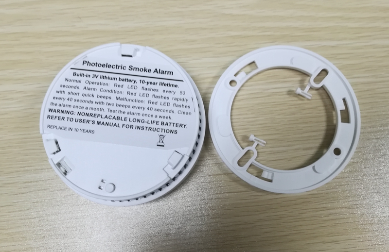 Manufacturer of fire alarm smoke detector conventional type with LPCB