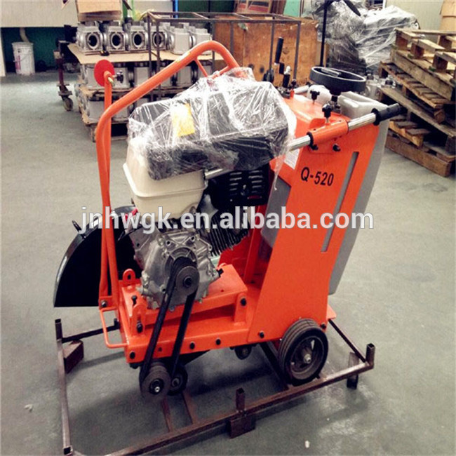 Walk behind circle road concrete cutting machine for well cover