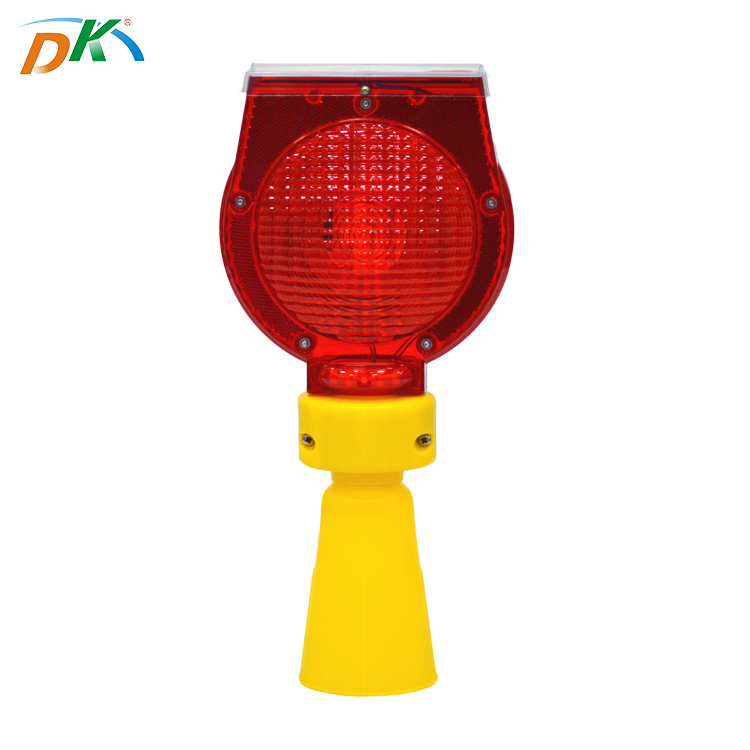 DK led solar powered traffic barricade warning light mounted on traffic cone