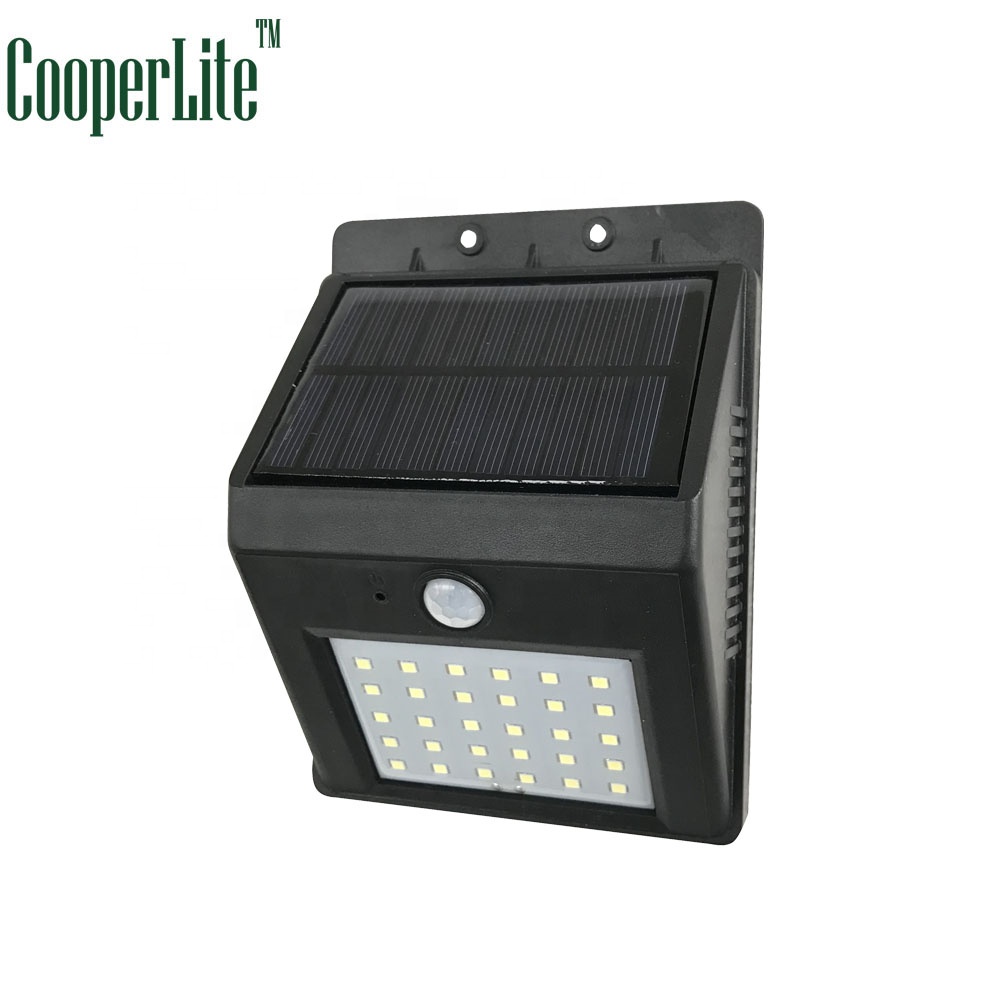 CooperLite 20LED solar sensor wall light