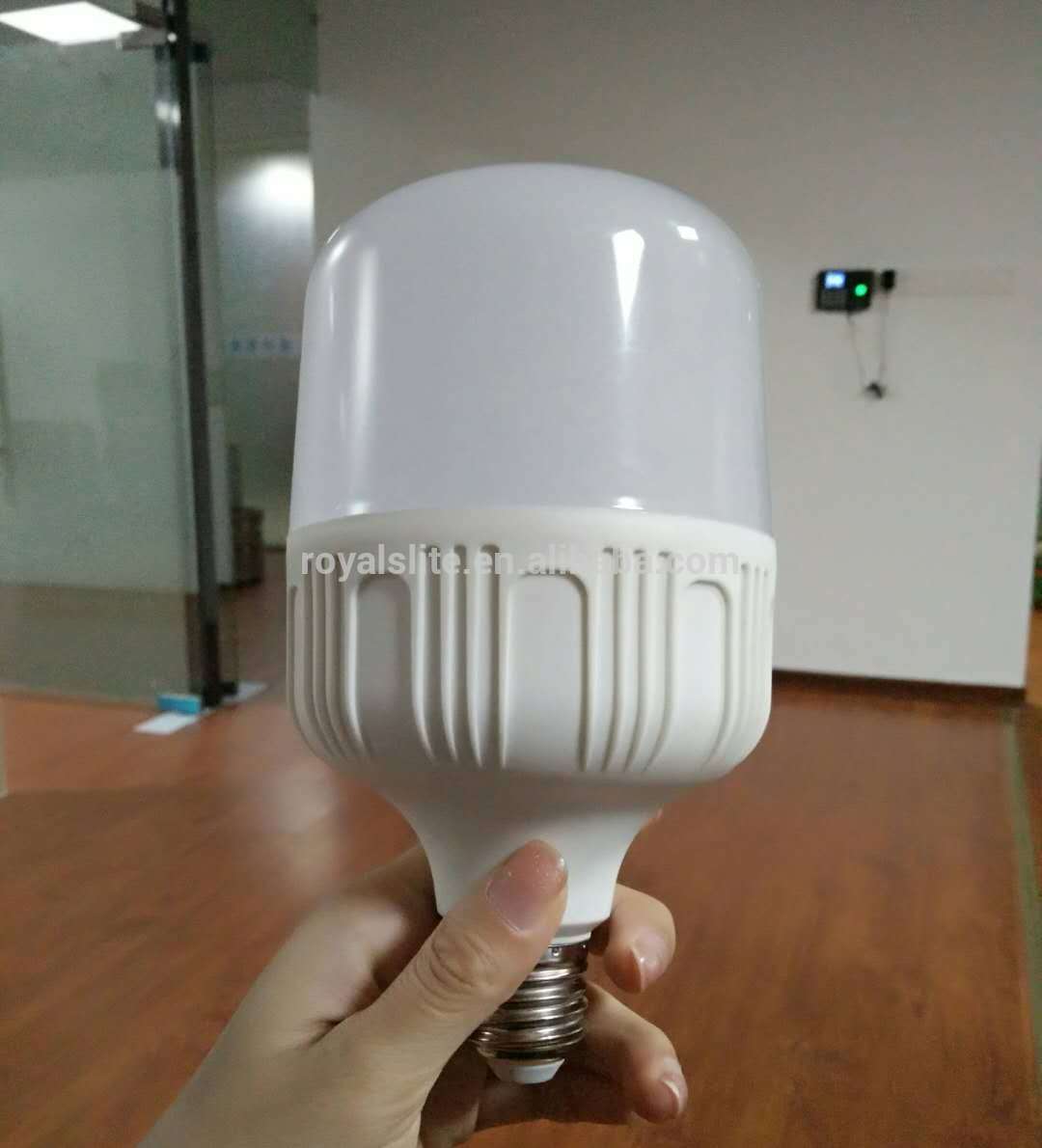 CE RoHs ETL China supply 5w 10w 20w 80w 100w high brightness die-cast Aluminum 2 years warranty LED column lamp