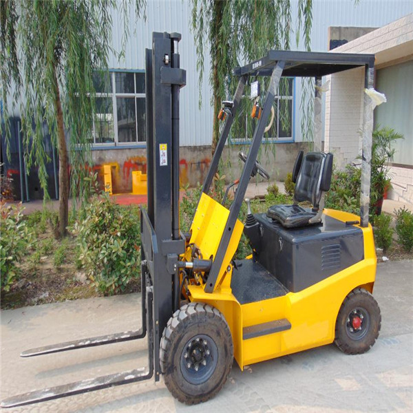 china heng wang brand forklift four-wheel electric Trucks with Pneumatic Tires for Sale