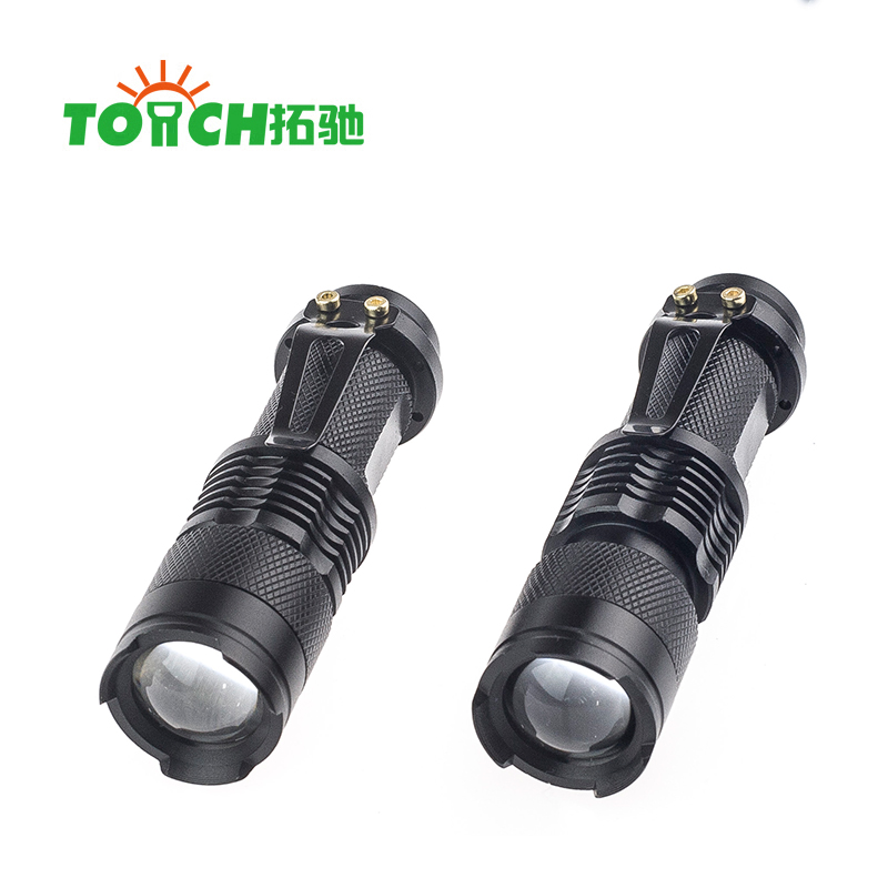 New Design Wholesale  Powerful Zoomable UV Flashlight & Rechargeable Mini Outdoor Flashlight with Clip