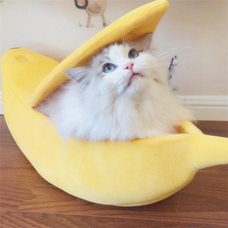 New Creative Banana Shaped Cat House Cute Dog Cat Bed Fluffy Warm Soft Plush Home Pet Bed