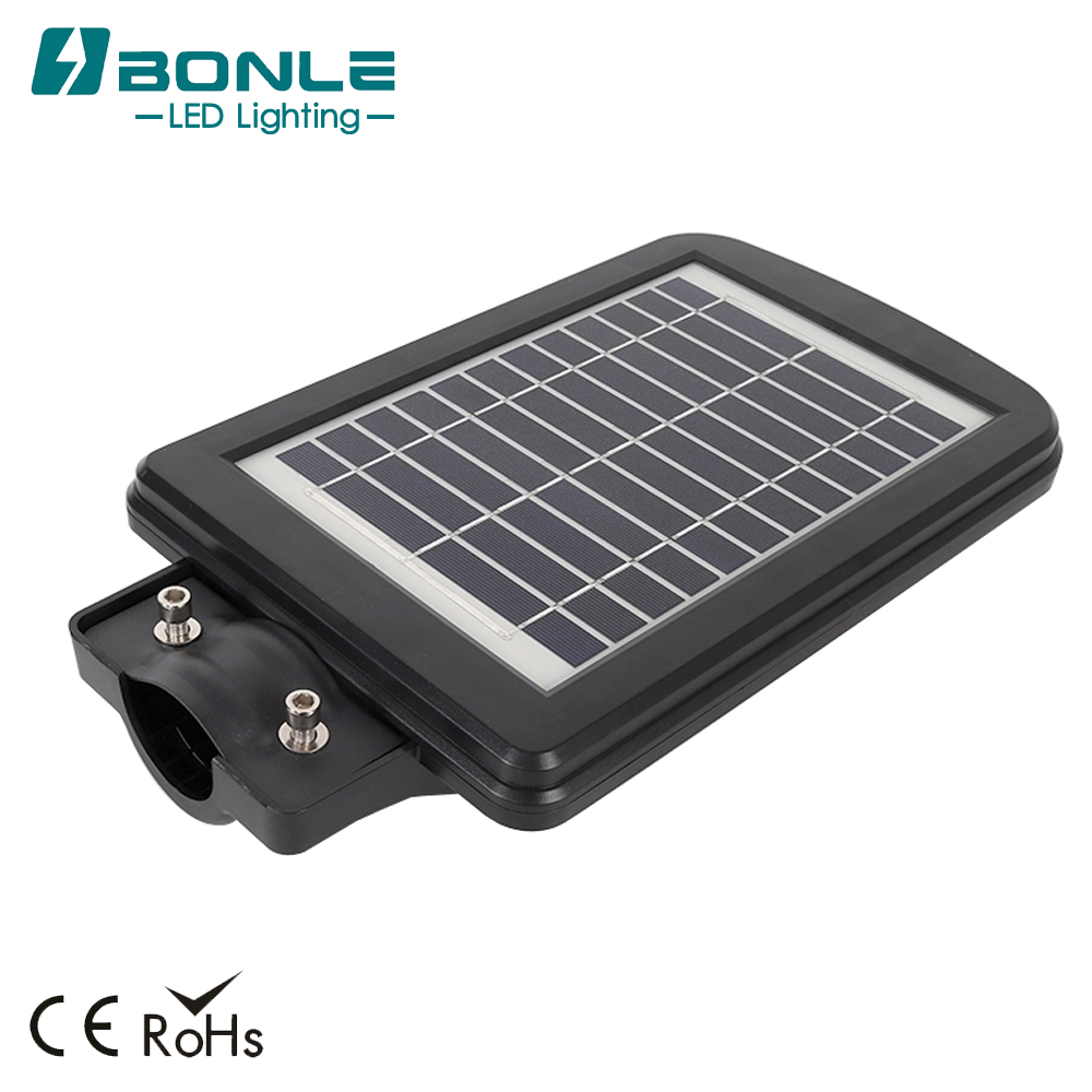 China 20W High Efficiency All In One Smart LED Solar Street Light