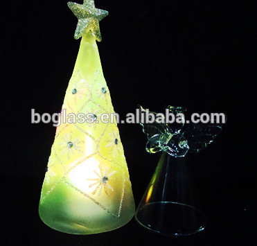 Wholesale handmade glass christmas pyramids tree with led