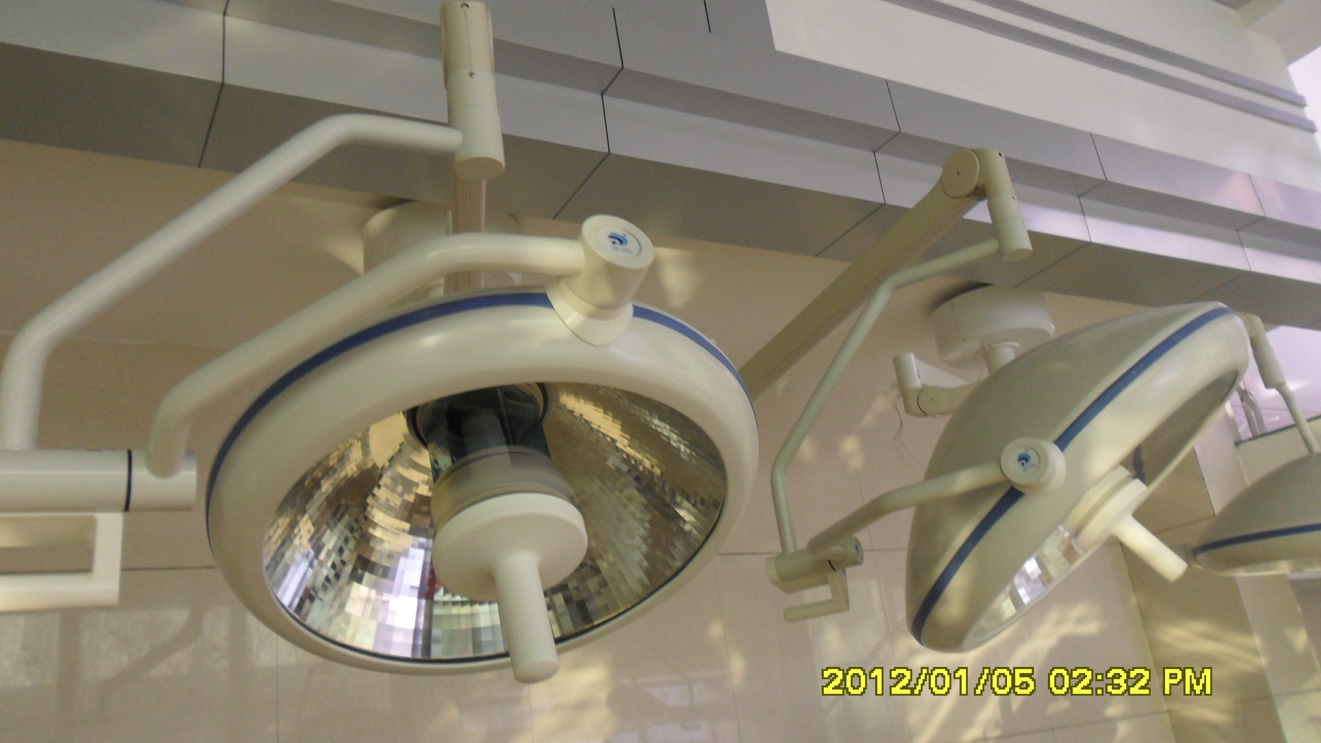 Double Head Halogen Operating Lamp mounted Ceiling