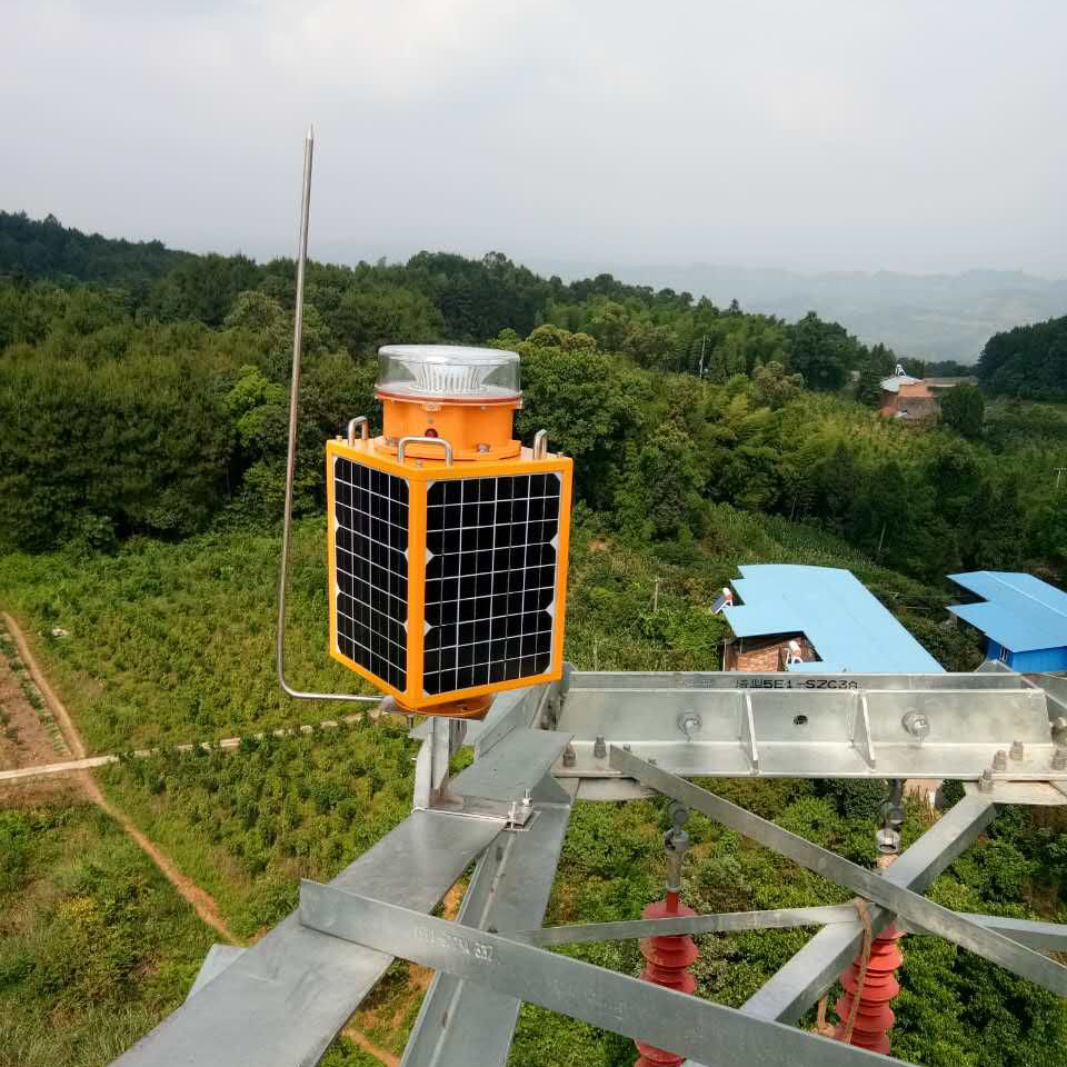 Solar Powered Light Towers LED Aviation Warning Light for Communications Tower obstacles