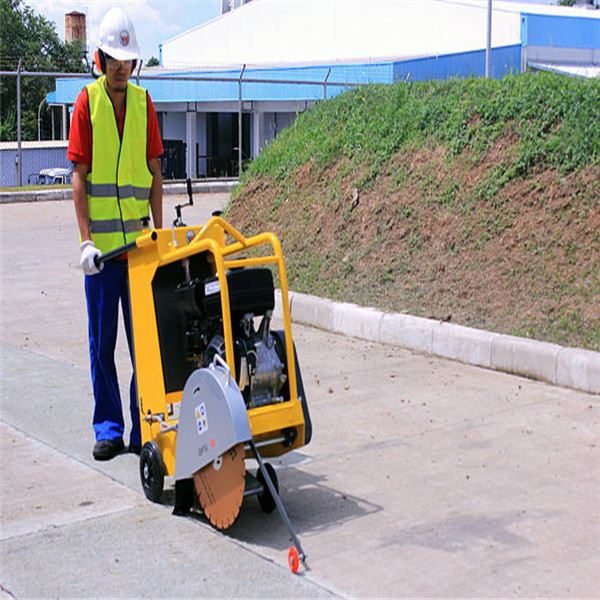 walk behind concrete cutter with honda gasoline engine concrete saw