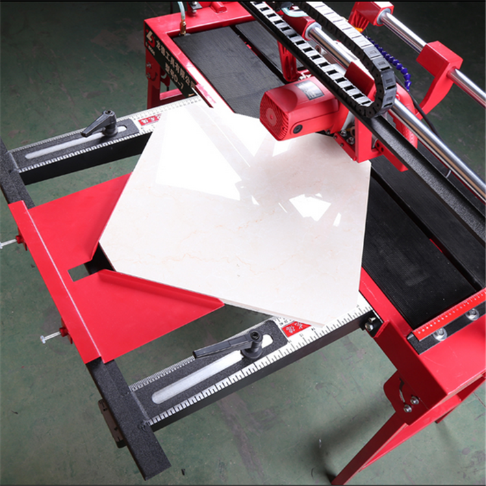 2015Small Mobile Jaw Crusher Station Mobile Stone Cutting machine With Diesel Engine