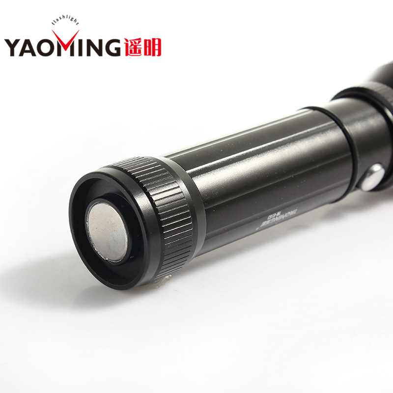 Multi Purpose long distance high power focus zooming YM-8183 for survival 80000 lumen led flashlight