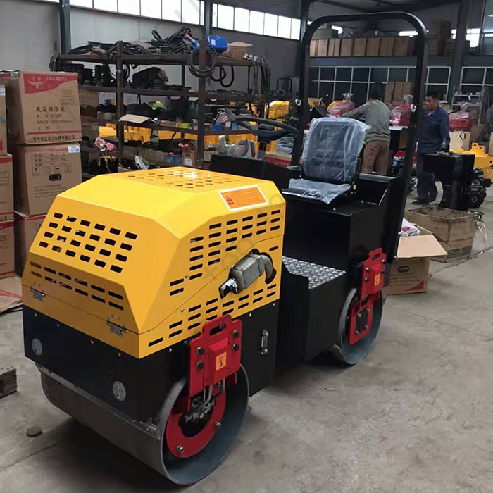 2 Tons Mini Road Roller Soil Full Hydraulic Compactor Double Drum Ride On Road Roller Price