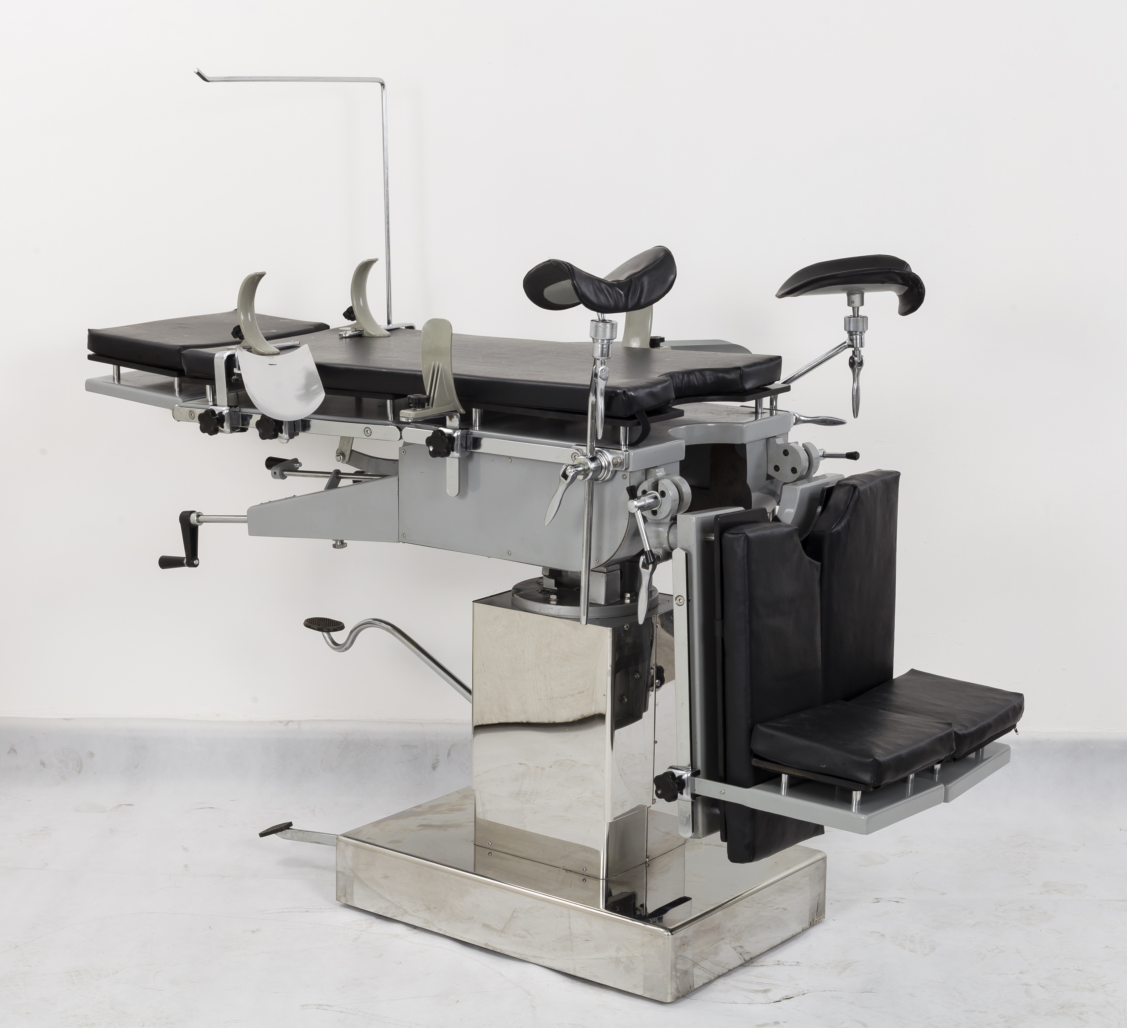 Medical Equipment Surgical Electric Bed For Ent Surgery Ophthalmology Operation Table