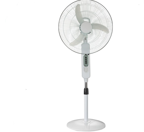 16 Solar oscillating pedestal fan with remote