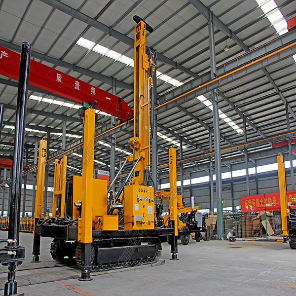 260m crawler Water well drilling track mobile water well drill rig With Mud Pump