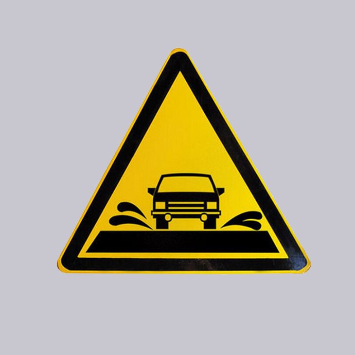 Professional OEM itemHigh Quality any shape and durable style aluminum or UV printed warning traffic sign for road