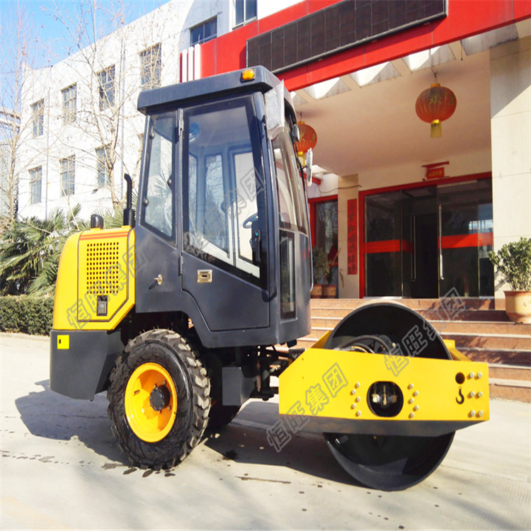 3.5 Ton hydraulic single drum vibrator road roller price