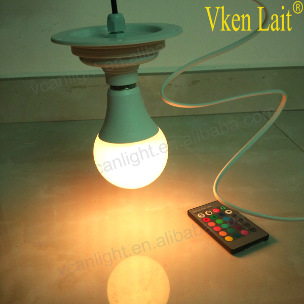 RGB light E27 bulb wooden base table lamp for plastic table chair