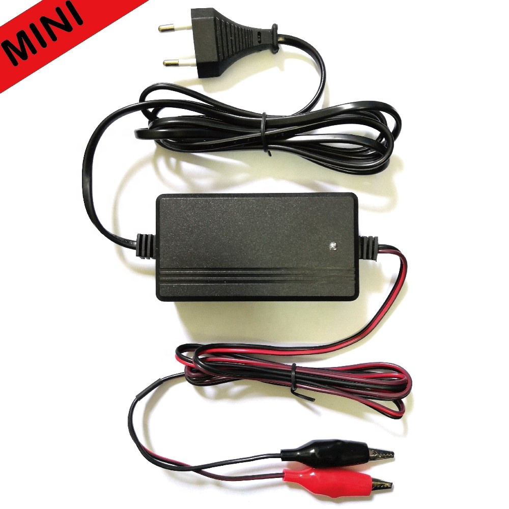 Auto motorcycle electric car toy car sailer intelligent acid lead mini battery charger 12v car battery charger