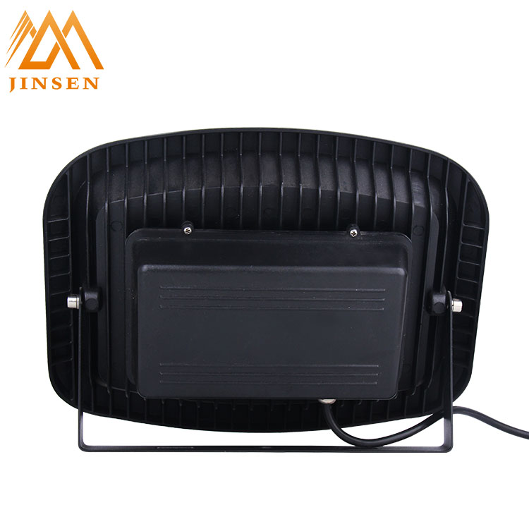 Older product with 3year warranty 100w led flood light