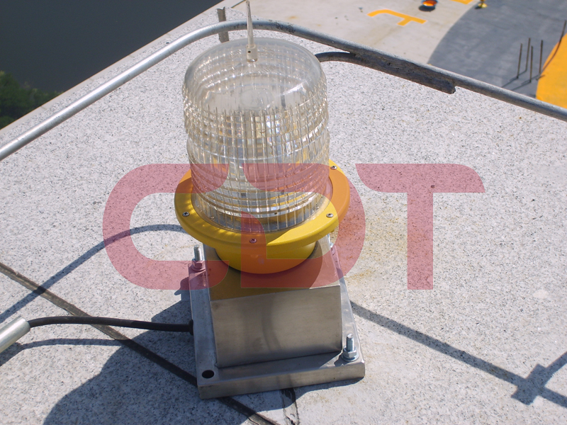 CM-HT12/A Factory IP65 Flashing White Color Xenon Tube Helipad Beacon heliport lights suppliers