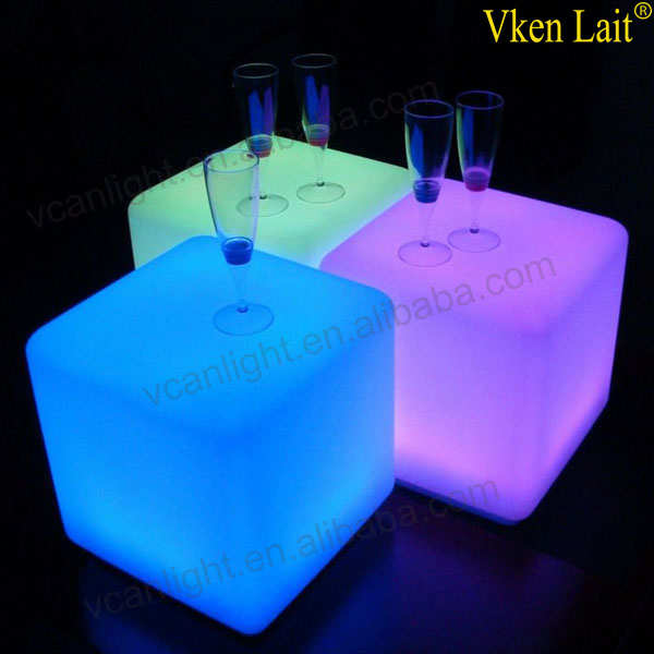 waterproof plastic outdoor led cube light