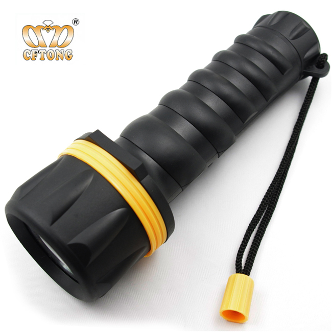 Manufacturer Low Price Shockproof Rubber Torch Waterproof 3 LED Rubber Flashlight with CE RoHS BSCI