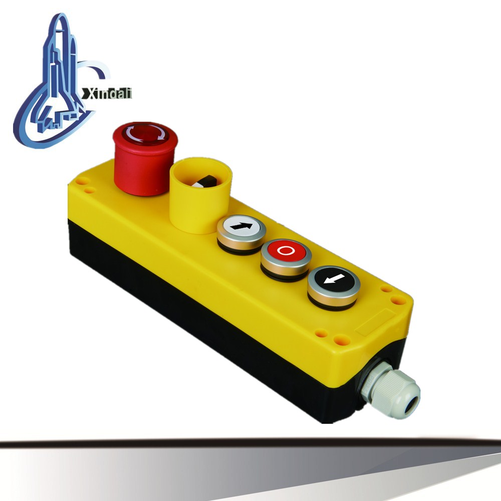 XDL722-JBW524P 5 holes IP67 LED control box with E-Stop and 2 position stay out with protect circle push button station