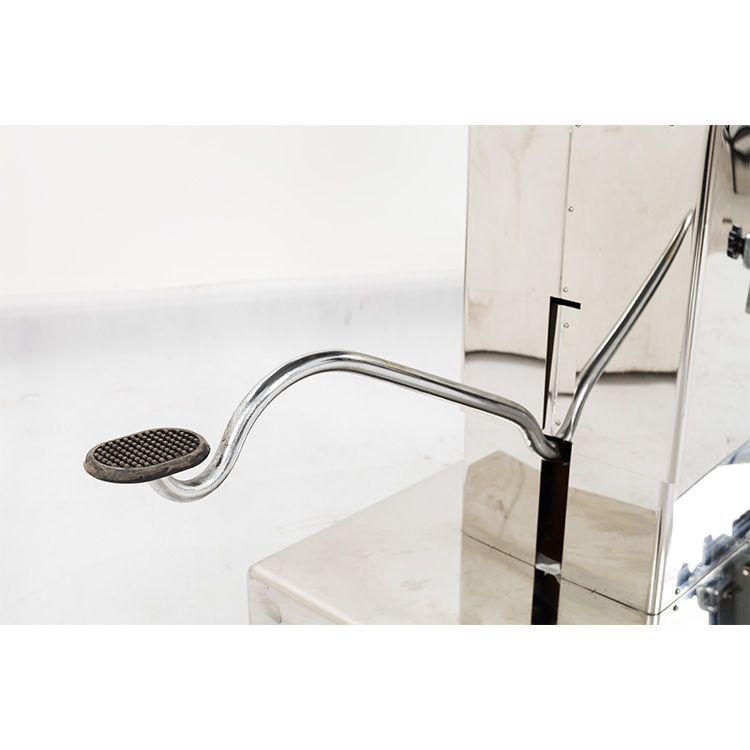 multi-function hydraulic head operation table