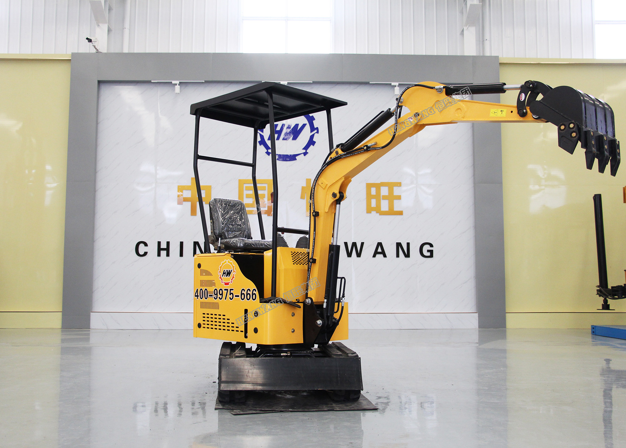 1ton small mini excavator with hydraulic hammer for sales