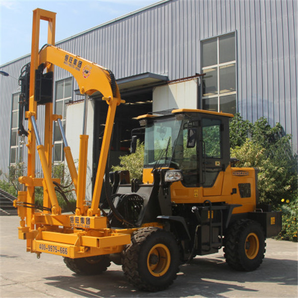 3m length Safety barrier pile driver with four-cylinder diesel engine