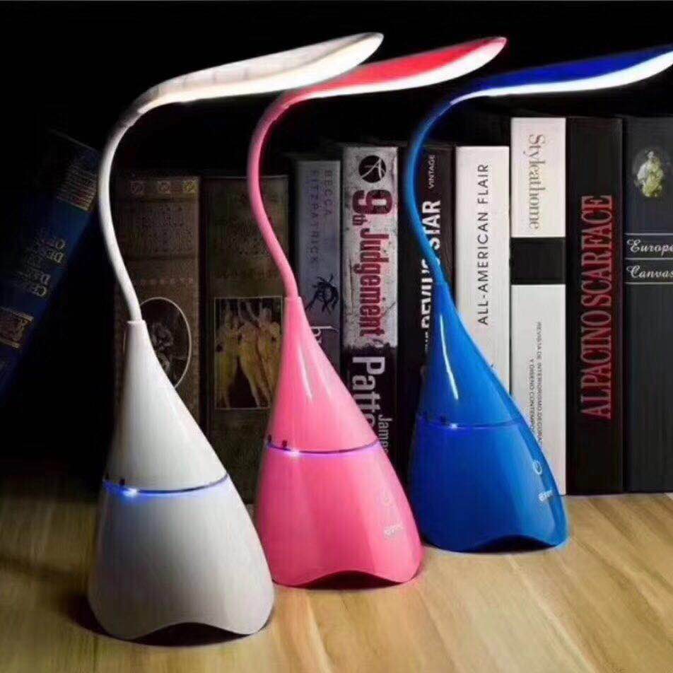 Adjustable USB Eye Protection Nordic Industrial  Modern Led Desk Lamp