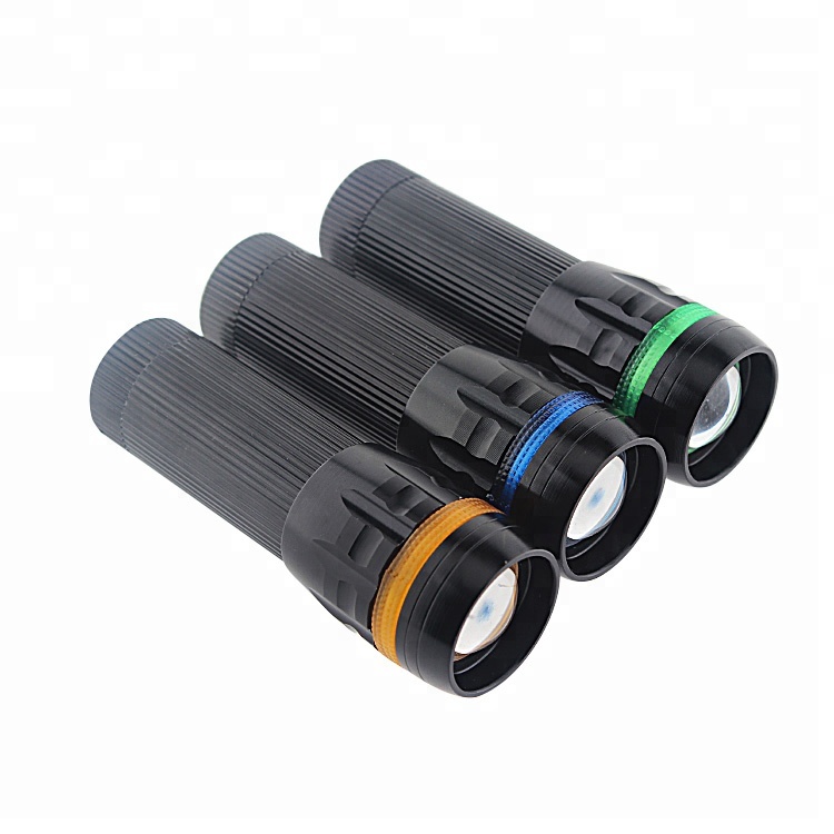 Hot selling cheap price 3 aaa battery led flashlight zoom ruber torch YM-8019S