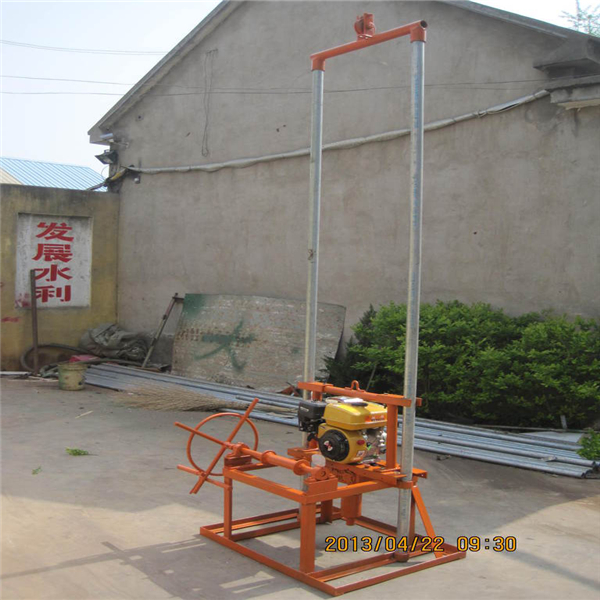 Hot selling water boring machine/small water well drilling rig with lowest price