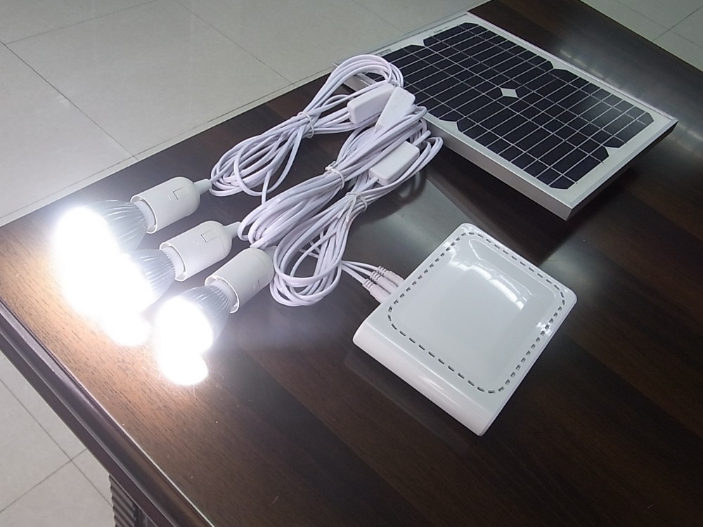 10W Portable solar lighting kit power system with battery