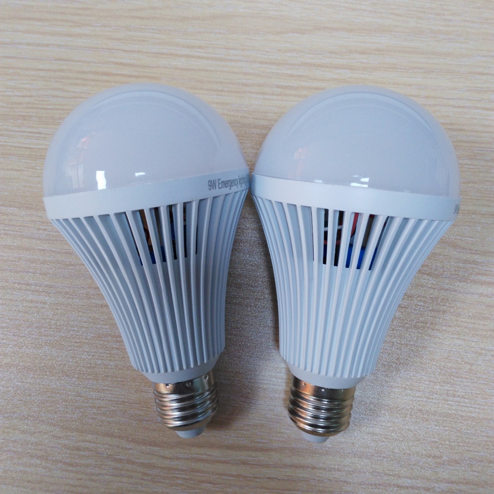 2018 high quality 5W 7W 9W 12W 85-265V E27 LED bulb 5hrs Rechargeable LED Emergency Bulb