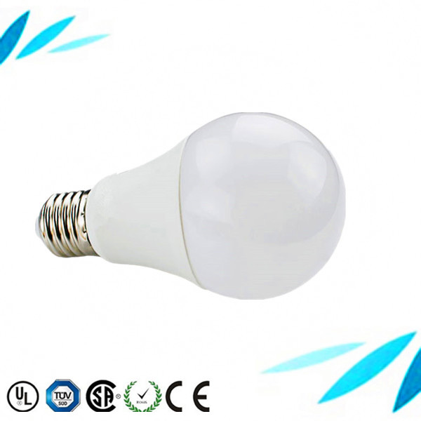 New Plastic Aluminum Housing 9w E27 3000 lumen led bulb light with 2 year guarantee
