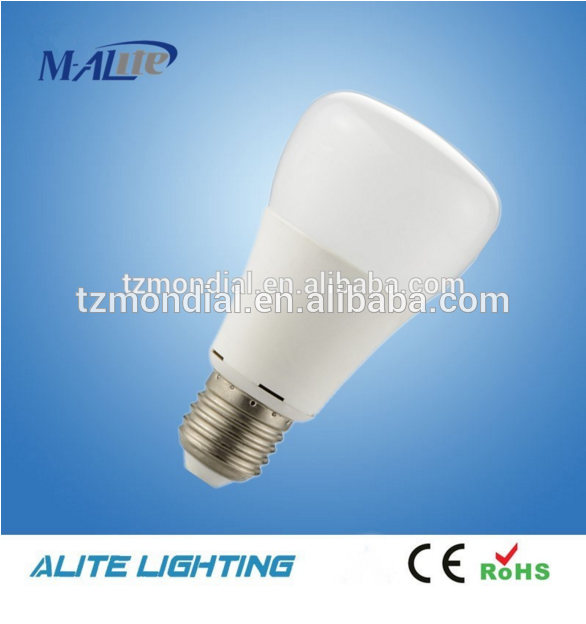 Plastic Aluminum 7W LED e27 day night light sensor led bulb