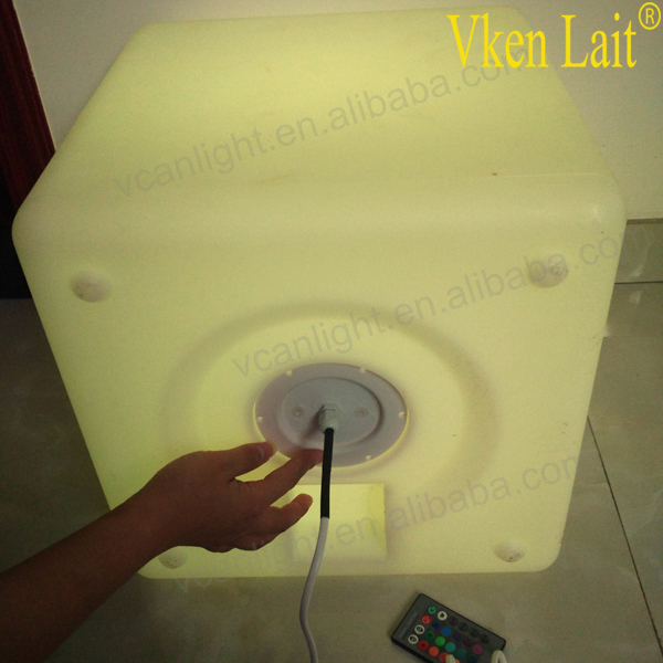 colors change led lamp holder manufacturing machine with wire