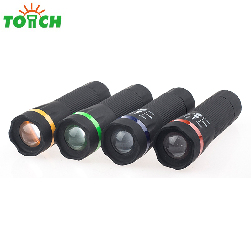 Factory wholesale zoomable function mini plastic led flashlight for promotion