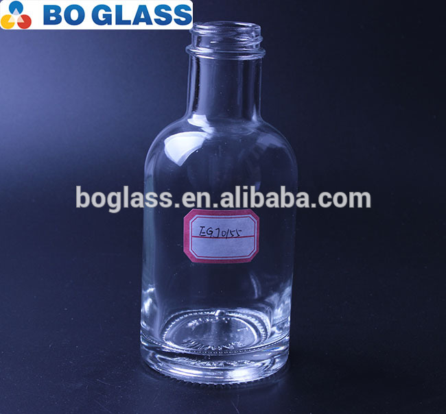 500 ml glass bottle for vodka factory bottle