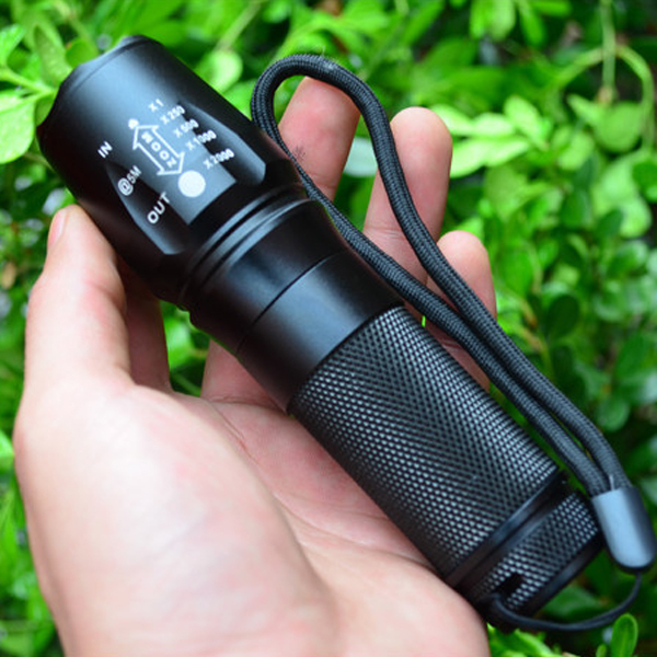 Ultra Bright 10W T6 Zoomable Army Police Hunting LED G700 Tactical Flashlight