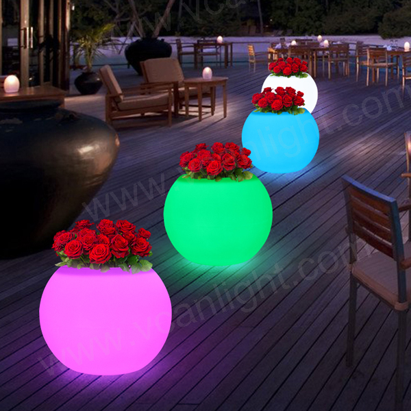 2017 New waterproof rgb 16 colors change led ball shape flower pot