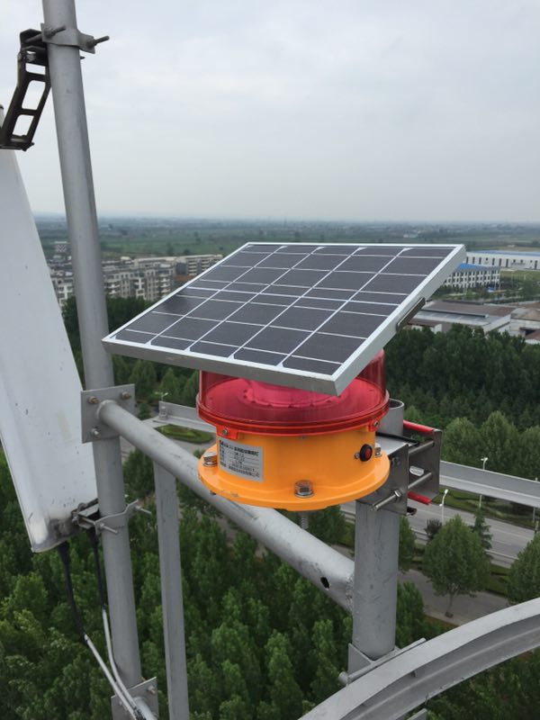 MET towers Hazardous Locations and Refineries ICAO FAA LED Flash solar powered aviation medium light