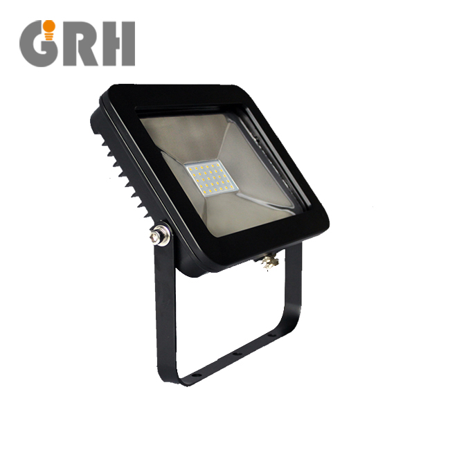 ip66 Cheap price 100w slim led flood light from China supplier