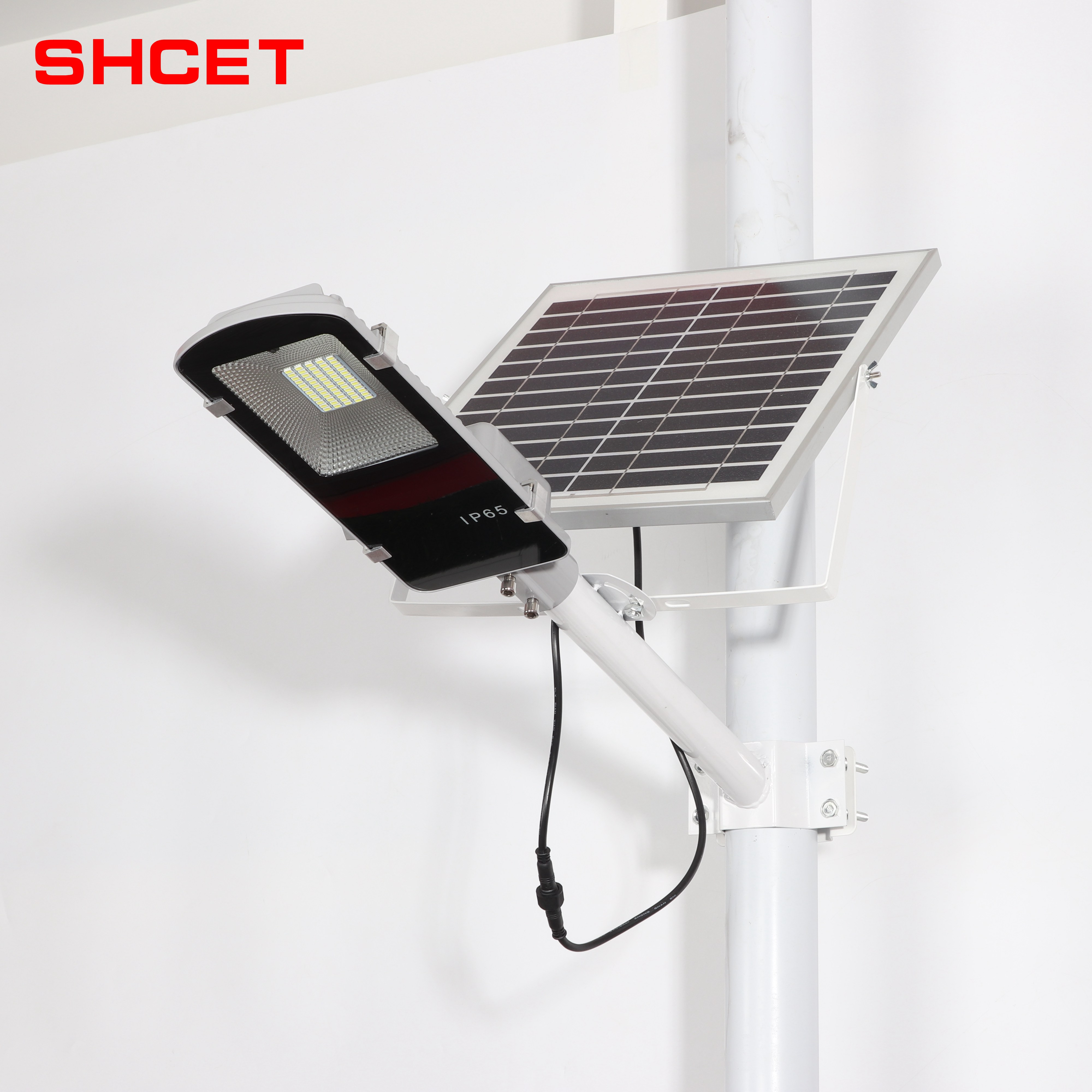 Hot Selling 40w 150w COB Solar LED Street Light 100w