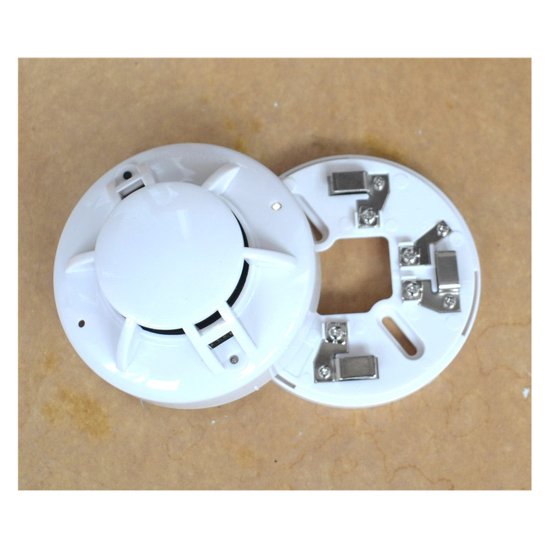 SR-801PC-2 System Sensor 2 Wire Photoelectric Conventional Smoke Detector