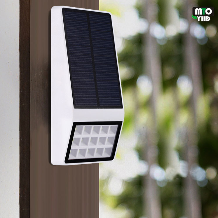 Outdoor light controlled solar energy wall light