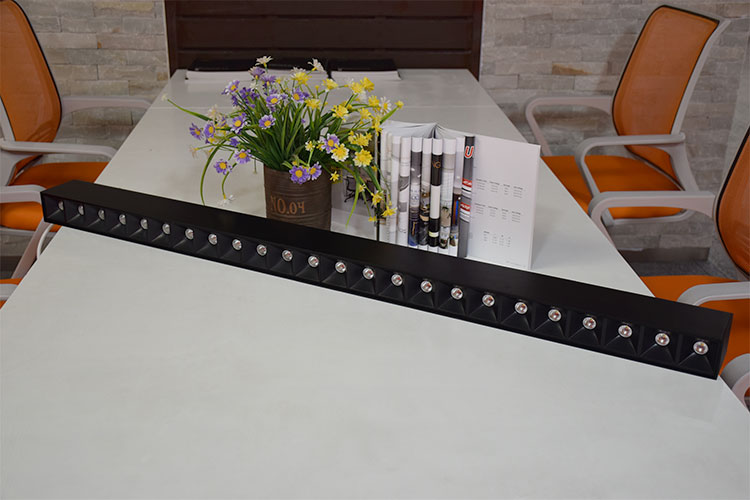 OKT matte finish aluminum ETL led suspension linear light for retail shop mall