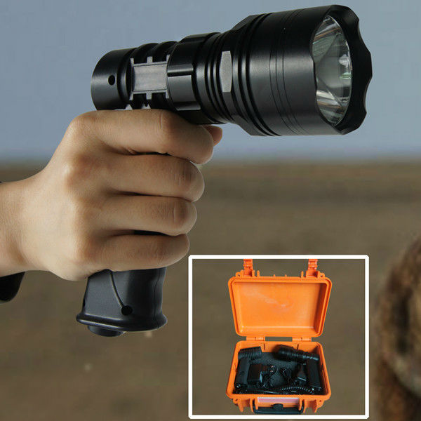 Best outdoor lighting equipment 10w LED Rechargeable flashlight in guangzhou